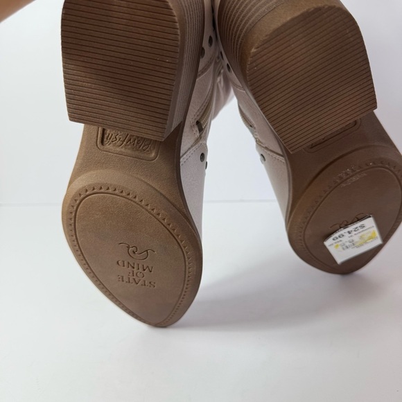 Blowfish Western Slouched Ankle Boots - Picture 7 of 10